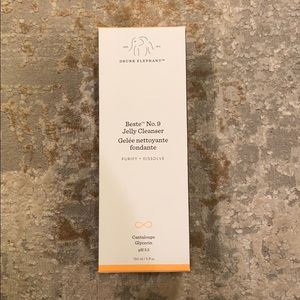 Drunk elephant jelly cleanser